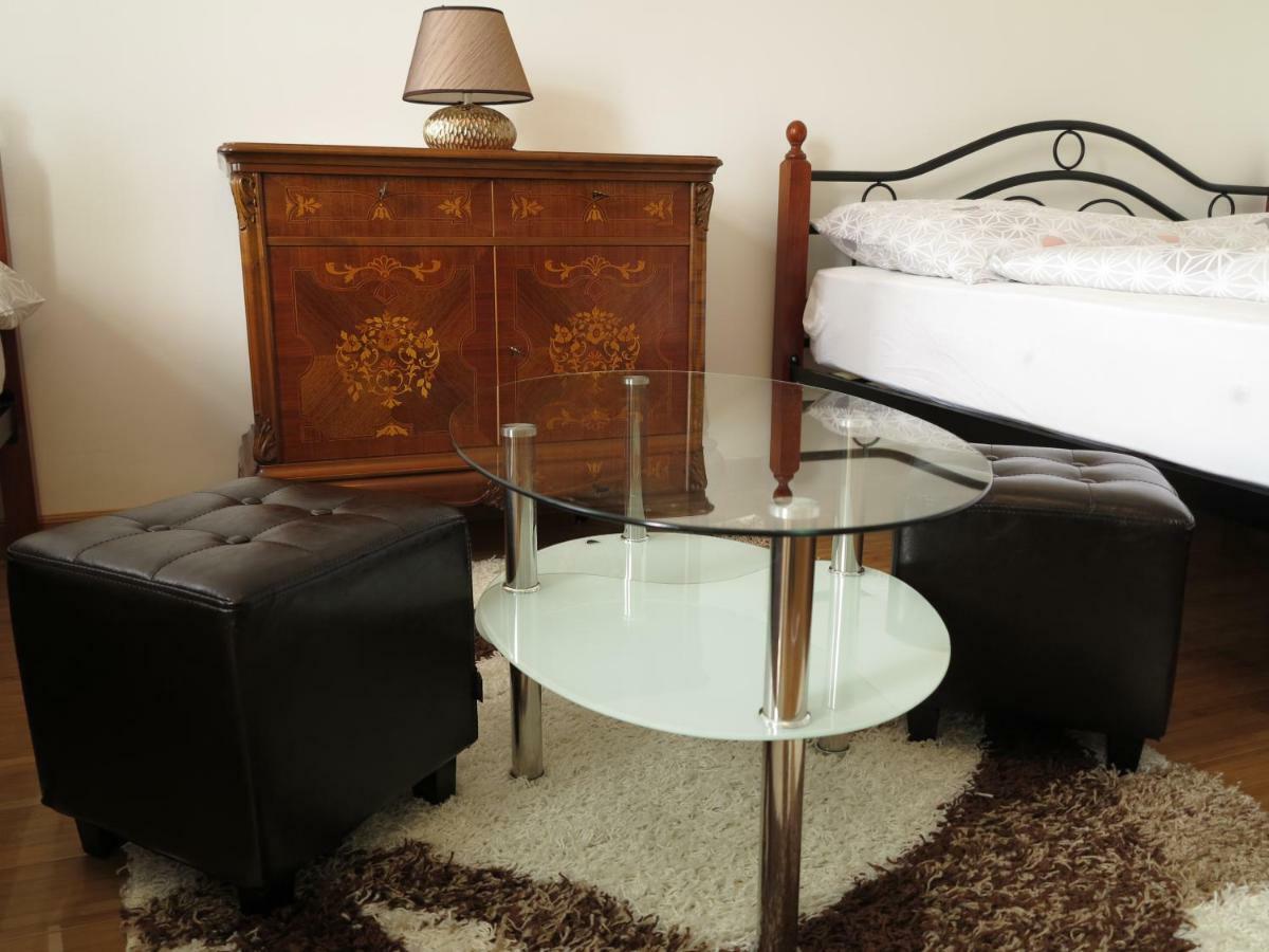 Small Luxury Kapitol Apartment Vídeň Exteriér fotografie