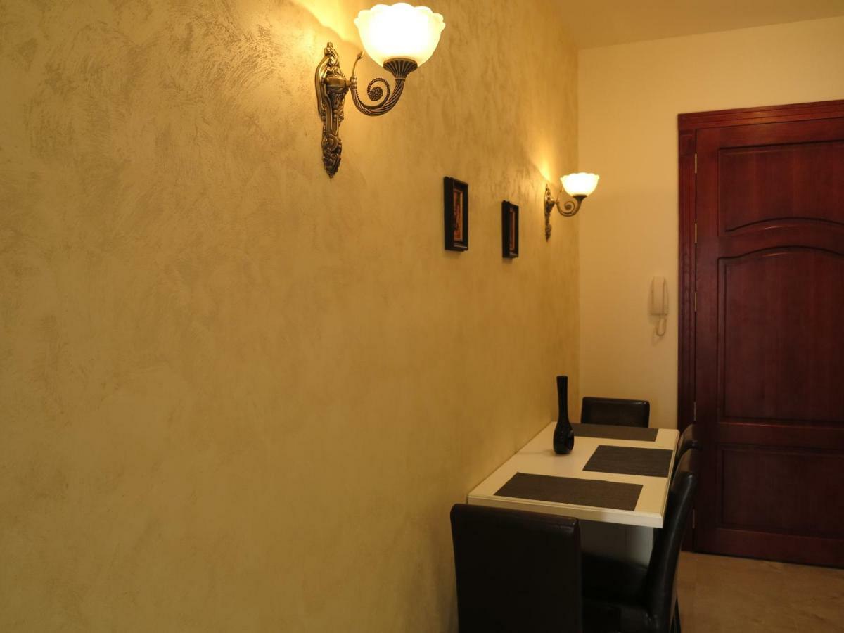 Small Luxury Kapitol Apartment Vídeň Exteriér fotografie