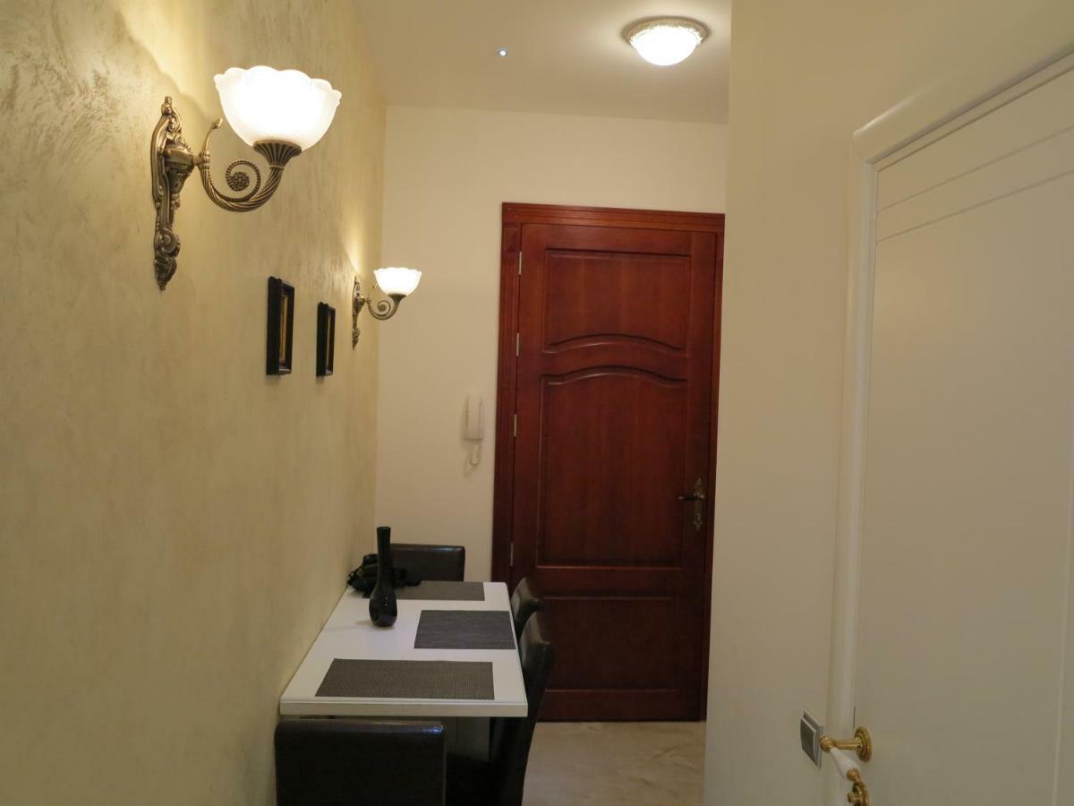 Small Luxury Kapitol Apartment Vídeň Exteriér fotografie